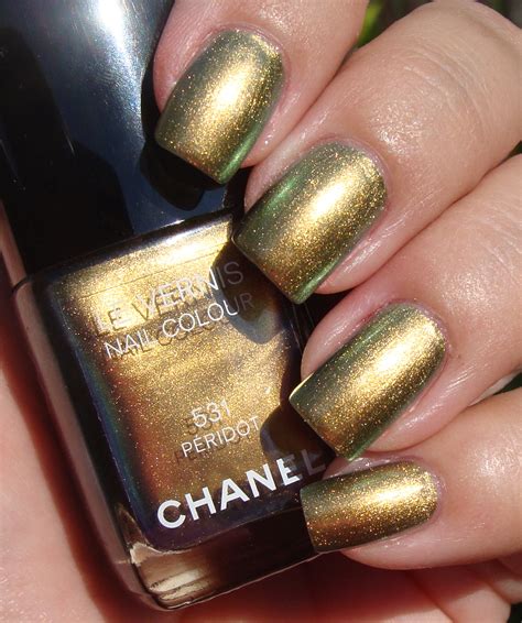 chanel nail polish peridot